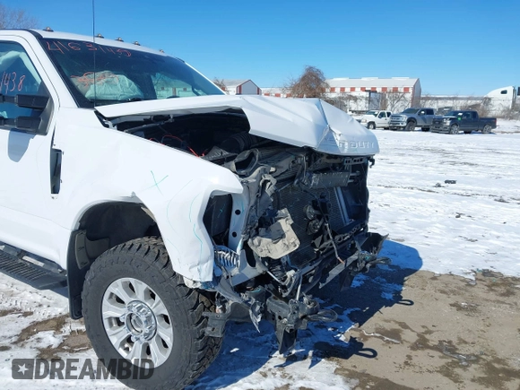 2021 Ford F-250 XL z VIN 1FT7W2B6XMEC73448, wystawiony jako IAAI lot #41631438 z przebiegiem 110 255 mil mil oraz . Historia ofert i sprzedaży dostępna na DreamBid. Obrazek 6.