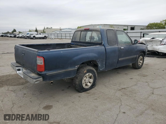 1995 Toyota T100 DX with VIN JT4VD12E5S0013290, listed as a Copart auction lot 53191435 with 379,351 mi miles and Clean Title. Bid and sale history available at carsss.com. Image 3.