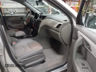 2014 Chevrolet Traverse LT with VIN 1GNKVGKD0EJ349302, listed as a IAAI auction lot 41860888 with 83,535 mi miles. Bid and sale history available at carsss.com. Image 5.