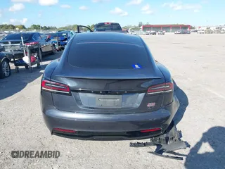 2023 Tesla Model S Plaid с VIN 5YJSA1E62PF530538, выставлен на аукционе IAAI как лот 41553415 с пробегом 31 392 миль миль и . История ставок и продаж доступна на DreamBid. Изображение 16.