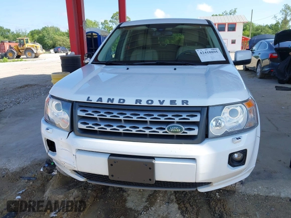 2011 Land Rover LR2 HSE with VIN SALFR2BN5BH268155, listed as a IAAI auction lot 42418895 with 91,566 mi miles and . Bid and sale history available at DreamBid. Image 12.