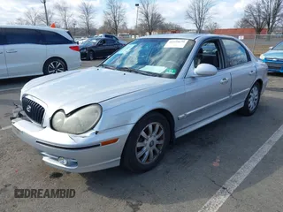 2003 Hyundai Sonata GLS with VIN KMHWF35H23A909117, listed as a IAAI auction lot 41535679 with 149,285 mi miles. Bid and sale history available at carsss.com. Image 2.
