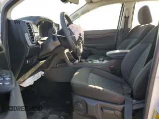 2024 Ford Ranger XL with VIN 1FTER4PH3RLE15405, listed as a Copart auction lot 72255124 with 3,994 mi miles and Salvage Title. Bid and sale history available at carsss.com. Image 7.