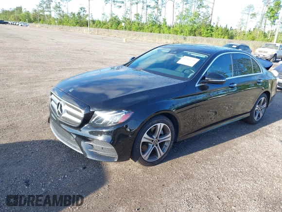 2018 Mercedes-Benz E-Class E 300 with VIN WDDZF4JB5JA474184, listed as a IAAI auction lot 41964703 with 32,278 mi miles. Bid and sale history available at carsss.com. Image 2.