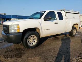 2007 Chevrolet Silverado 1500 Work Truck with VIN 1GCEC19C77Z584810, listed as a Copart auction lot 75645674 with 260,921 mi miles and Clean Title. Bid and sale history available at DreamBid. Image 1.