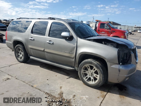 2007 GMC Yukon XL SLT with VIN 1GKFC16047J260991, listed as a Copart auction lot 43289595 with 201,627 mi miles and Salvage Title. Bid and sale history available at carsss.com. Image 4.