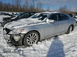 2011 Lexus LS 460 z VIN JTHCL5EF6B5009224, wystawiony jako Copart lot #45696945 z przebiegiem 181 686 mil mil oraz Szkoda całkowita • Salvage title. Historia ofert i sprzedaży dostępna na DreamBid. Obrazek 1.