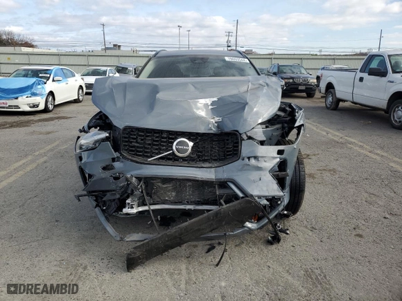 2024 Volvo XC60 Core Dark Theme with VIN YV4L12RK3R1762883, listed as a Copart auction lot 78693544 with 0 mi miles and Salvage Title. Bid and sale history available at carsss.com. Image 5.