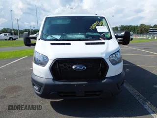 2021 Ford Transit Cargo с VIN 1FTBR1Y82MKB04871, выставлен на аукционе IAAI как лот 42589012 с пробегом Не указан миль и . История ставок и продаж доступна на DreamBid. Изображение 11.