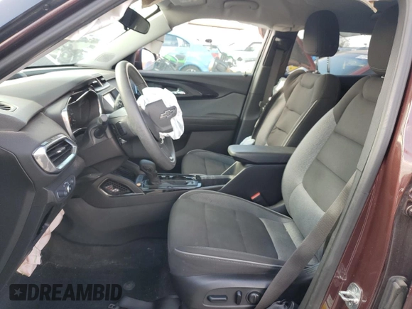 2022 Chevrolet TrailBlazer LT with VIN KL79MPS28NB026406, listed as a Copart auction lot 42193195 with Not Provided miles and Salvage Title. Bid and sale history available at carsss.com. Image 7.