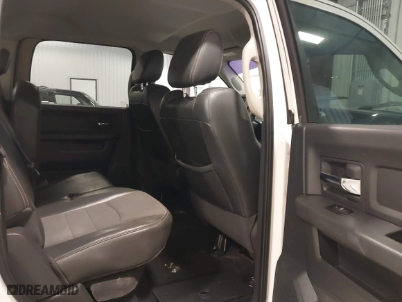 2009 Dodge Ram 1500 Sport with VIN 1D3HB13T39J521768, listed as a IAAI auction lot 42096308 with 173,989 mi miles. Bid and sale history available at carsss.com. Image 8.