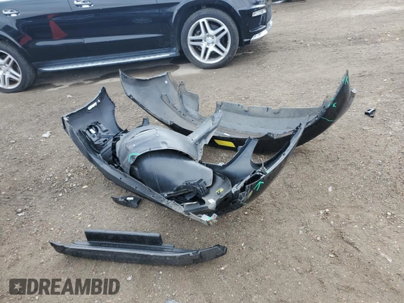2017 Volkswagen Beetle Fleet z VIN 3VWF17ATXHM628534, wystawiony jako Copart lot #44686385 z przebiegiem Nie podano mil oraz Szkoda całkowita • Salvage title. Historia ofert i sprzedaży dostępna na DreamBid. Obrazek 13.