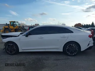 2024 Kia K5 GT-Line z VIN 5XXG64J29RG259036, wystawiony jako IAAI lot #40777274 z przebiegiem 6716 mil mil oraz . Historia ofert i sprzedaży dostępna na DreamBid. Obrazek 14.
