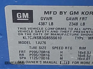 2016 Chevrolet Trax LS with VIN KL7CJNSB3GB555610, listed as a IAAI auction lot 41687384 with 95,626 mi miles. Bid and sale history available at carsss.com. Image 9.