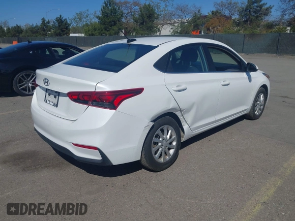 2022 Hyundai Accent SE with VIN 3KPC24A61NE178497, listed as a IAAI auction lot 41814752 with 21,267 mi miles. Bid and sale history available at carsss.com. Image 4.