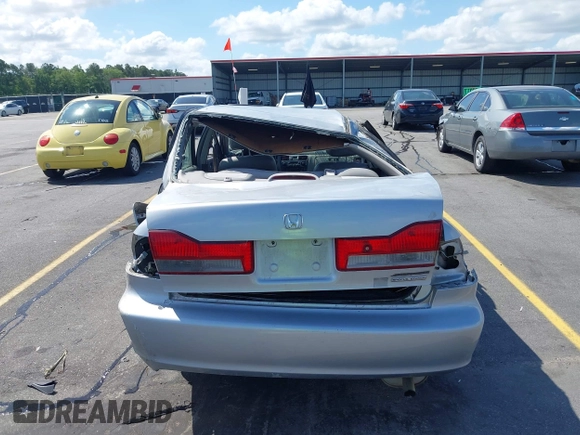 2001 Honda Accord EX z VIN 1HGCG16561A021742, wystawiony jako IAAI lot #42138513 z przebiegiem 217 113 mil mil oraz . Historia ofert i sprzedaży dostępna na DreamBid. Obrazek 14.