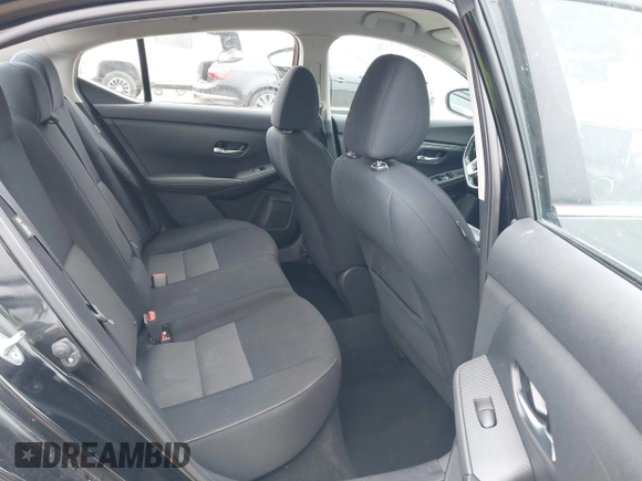 2021 Nissan Sentra SV with VIN 3N1AB8CV1MY292566, listed as a IAAI auction lot 41373918 with 68,062 mi miles and . Bid and sale history available at DreamBid. Image 8.