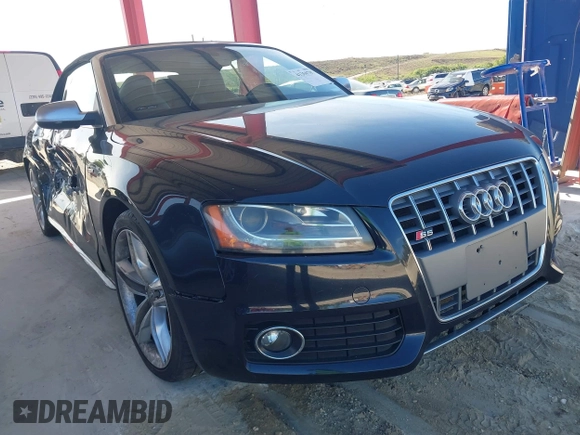 2012 Audi S5 Premium Plus z VIN WAUCGAFH9CN007433, wystawiony jako IAAI lot #41250787 z przebiegiem 107 140 mil mil oraz . Historia ofert i sprzedaży dostępna na DreamBid. Obrazek 1.