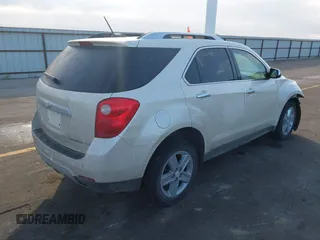 2015 Chevrolet Equinox LTZ with VIN 1GNALDEK7FZ109807, listed as a IAAI auction lot 41675883 with 157,213 mi miles. Bid and sale history available at carsss.com. Image 4.