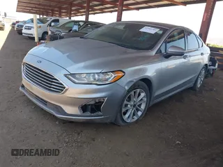 2020 Ford Fusion SE с VIN 3FA6P0HD6LR226325, выставлен на аукционе IAAI как лот 42301302 с пробегом 98 189 миль миль и . История ставок и продаж доступна на DreamBid. Изображение 17.