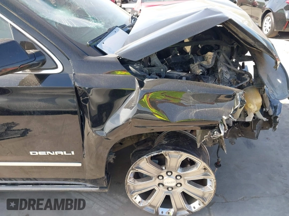 2016 GMC Yukon Denali with VIN 1GKS2CKJ4GR110747, listed as a IAAI auction lot 41876778 with 1 mi miles. Bid and sale history available at carsss.com. Image 6.