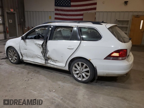 2014 Volkswagen Jetta TDI w/Sunroof & Nav с VIN 3VWPL7AJ2EM610506, выставлен на аукционе Copart как лот 41514185 с пробегом 197 121 миль миль и Списание • Salvage title. История ставок и продаж доступна на DreamBid. Изображение 2.