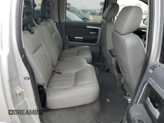 2007 Mitsubishi Raider LS z VIN 1Z7HT28K67S217597, wystawiony jako Copart lot #79767304 z przebiegiem 110 743 mil mil oraz Szkoda całkowita • Salvage title. Historia ofert i sprzedaży dostępna na DreamBid. Obrazek 10.