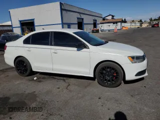 2014 Volkswagen Jetta TDI with VIN 3VWLL7AJ2EM277917, listed as a Copart auction lot 55832245 with 149,297 mi miles and Clean title. Bid and sale history available at DreamBid. Image 4.