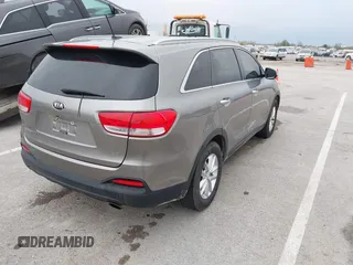 2017 Kia Sorento LX with VIN 5XYPGDA51HG196662, listed as a IAAI auction lot 41939867 with 169,836 mi miles and . Bid and sale history available at DreamBid. Image 4.
