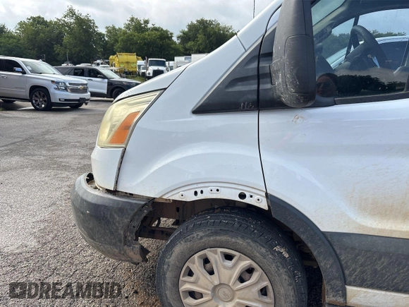 2016 Ford Transit XL z VIN 1FBZX2ZM3GKA39429, wystawiony jako IAAI lot #42789691 z przebiegiem 180 054 mil mil oraz . Historia ofert i sprzedaży dostępna na DreamBid. Obrazek 1.