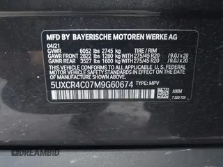 2021 BMW X5 sDrive40i with VIN 5UXCR4C07M9G60674, listed as a IAAI auction lot 38203174 with 1 mi miles. Bid and sale history available at carsss.com. Image 9.