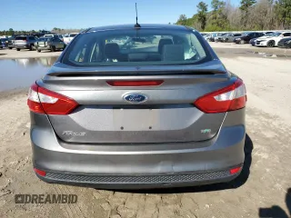 2012 Ford Focus SE with VIN 1FAHP3F22CL125681, listed as a Copart auction lot 48179195 with 144,384 mi miles and Salvage Title. Bid and sale history available at carsss.com. Image 6.