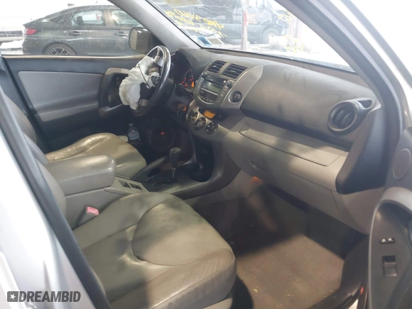 2008 Toyota RAV4 Ltd with VIN JTMBD31V485210284, listed as a IAAI auction lot 41903460 with 188,476 mi miles. Bid and sale history available at carsss.com. Image 5.