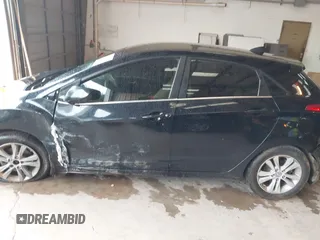 2013 Hyundai Elantra z VIN KMHD35LE7DU053088, wystawiony jako IAAI lot #42370655 z przebiegiem 151 015 mil mil oraz . Historia ofert i sprzedaży dostępna na DreamBid. Obrazek 15.