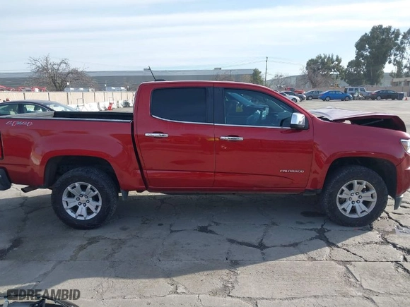 2016 Chevrolet Colorado 4WD LT with VIN 1GCGTCE35G1394786, listed as a IAAI auction lot 41831299 with 87,576 mi miles. Bid and sale history available at carsss.com. Image 13.