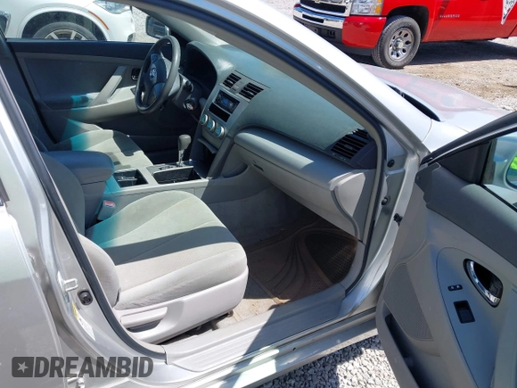2009 Toyota Camry with VIN 4T1BE46K39U307433, listed as a IAAI auction lot 42031068 with 259,811 mi miles. Bid and sale history available at carsss.com. Image 5.