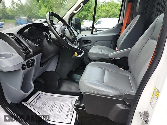 2019 Ford Transit with VIN 1FTBW3UM8KKA82783, listed as a IAAI auction lot 42294693 with 162,900 mi miles and . Bid and sale history available at DreamBid. Image 1.
