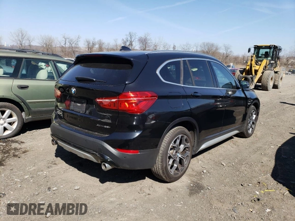 2020 BMW X1 xDrive28i with VIN WBXJG9C01L5P79502, listed as a Copart auction lot 46397463 with 26,326 mi miles. Bid and sale history available at carsss.com. Image 3.