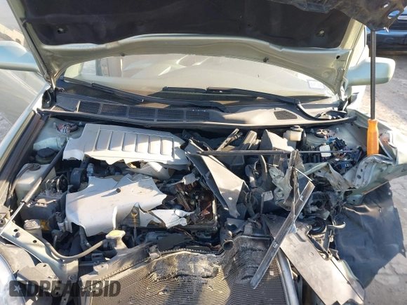 2010 Toyota Avalon XL with VIN 4T1BK3DB9AU354427, listed as a IAAI auction lot 41614018 with Not Provided miles and . Bid and sale history available at carsss.com. Image 10.