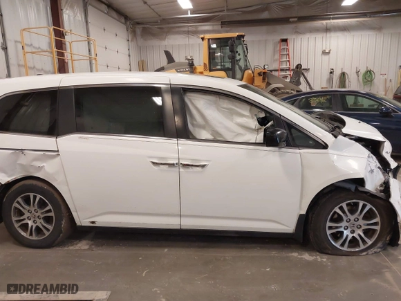 2013 Honda Odyssey EX-L with VIN 5FNRL5H66DB078231, listed as a IAAI auction lot 41883274 with 1 mi miles. Bid and sale history available at carsss.com. Image 14.