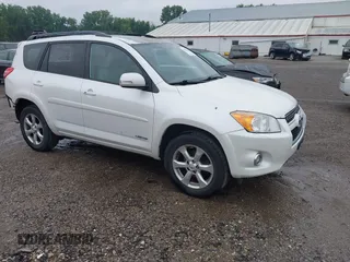 2009 Toyota RAV4 Limited with VIN 2T3BK31V59W013141, listed as a IAAI auction lot 42421414 with 147,058 mi miles and . Bid and sale history available at DreamBid. Image 1.