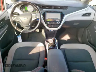 2020 Chevrolet Bolt EV LT z VIN 1G1FY6S09L4110151, wystawiony jako Copart lot #58326025 z przebiegiem 73 116 mil mil oraz Szkoda całkowita • Salvage title. Historia ofert i sprzedaży dostępna na DreamBid. Obrazek 8.