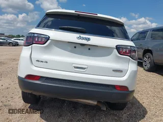 2024 Jeep Compass Latitude with VIN 3C4NJDBN4RT116966, listed as a IAAI auction lot 42562326 with 32,436 mi miles and . Bid and sale history available at DreamBid. Image 15.