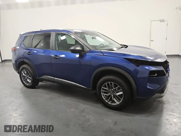 2023 Nissan Rogue S z VIN 5N1BT3AB2PC901473, wystawiony jako Copart lot #65779335 z przebiegiem 40 664 mil mil oraz Czysty tytuł • Clean title. Historia ofert i sprzedaży dostępna na DreamBid. Obrazek 4.