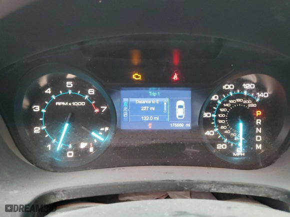 2015 Ford Explorer with VIN 1FM5K7B86FGB11210, listed as a Copart auction lot 85903284 with 175,569 mi miles and Salvage Title. Bid and sale history available at carsss.com. Image 9.