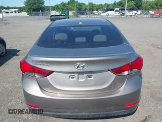 2016 Hyundai Elantra Value Edition z VIN 5NPDH4AE0GH754606, wystawiony jako IAAI lot #42387028 z przebiegiem 213 922 mil mil oraz . Historia ofert i sprzedaży dostępna na DreamBid. Obrazek 16.