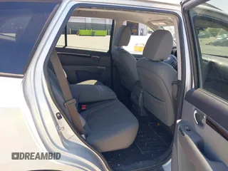 2010 Hyundai Santa Fe GLS z VIN 5NMSG3ABXAH377684, wystawiony jako IAAI lot #42238050 z przebiegiem Nie podano mil oraz . Historia ofert i sprzedaży dostępna na DreamBid. Obrazek 8.