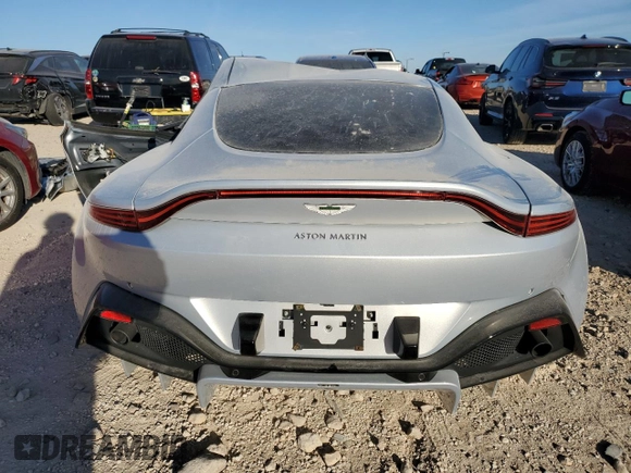 2019 Aston Martin Vantage z VIN SCFSMGAW9KGN00355, wystawiony jako Copart lot #42328315 z przebiegiem Nie podano mil oraz Nie do naprawy • Non repairable. Historia ofert i sprzedaży dostępna na DreamBid. Obrazek 6.