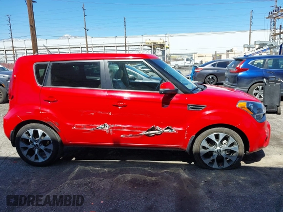 2013 Kia Soul ! with VIN KNDJT2A65D7618115, listed as a IAAI auction lot 41838807 with 52,159 mi miles. Bid and sale history available at carsss.com. Image 13.