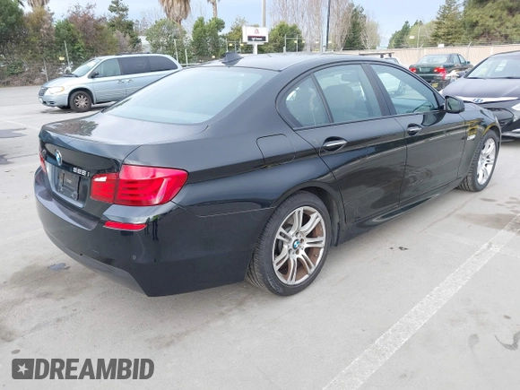2013 BMW 5 Series 528i with VIN WBAXG5C53DD234207, listed as a IAAI auction lot 41725465 with 116,891 mi miles and . Bid and sale history available at carsss.com. Image 4.